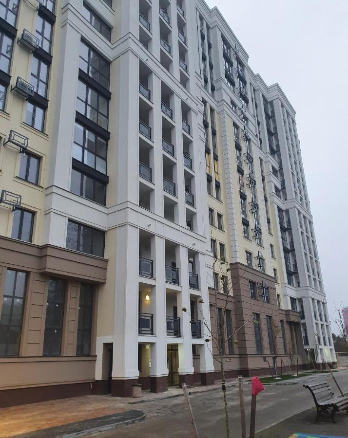Prestige Apartments Ровно Экстерьер фото